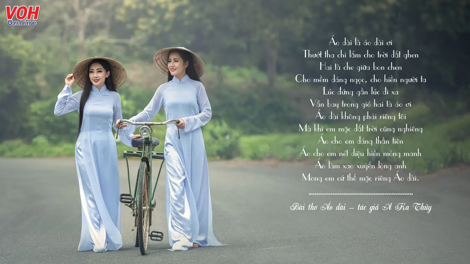 Áo dài truyền thống