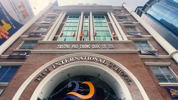 Trường Song ngữ Quốc tế ROYAL SCHOOL - Tin Tức - Nên cho con học trường quốc tế nào ở TPHCM?