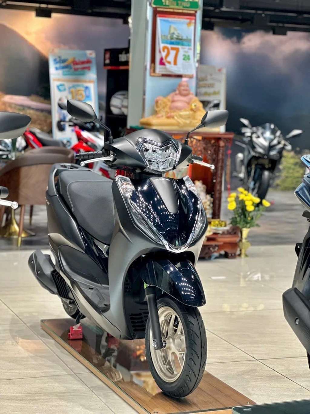 Giá xe Honda Lead 2025 mới nhất tháng 10/2024