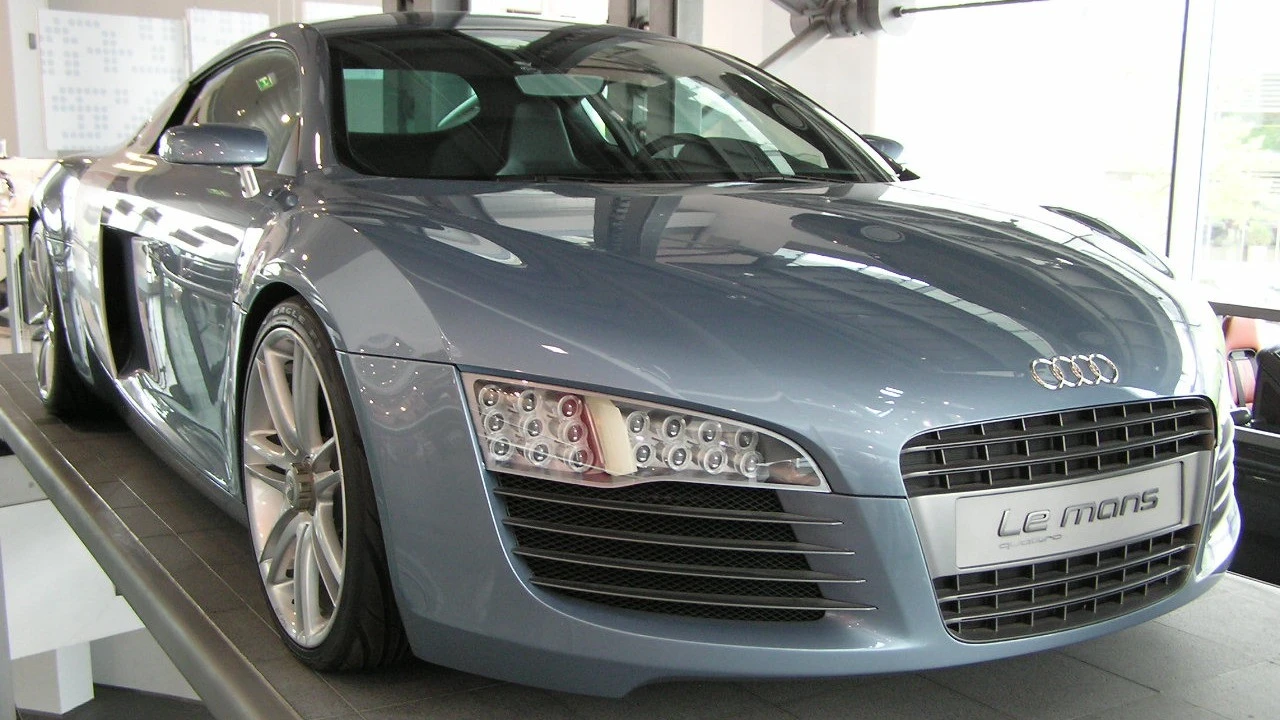 Siêu xe Audi R8 vừa được ông Đặng Lê Nguyên Vũ mua chính thức bị khai tử