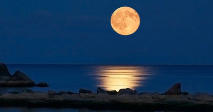 Bài thơ Rằm tháng giêng Nguyên tiêu, Hồ Chí Minh