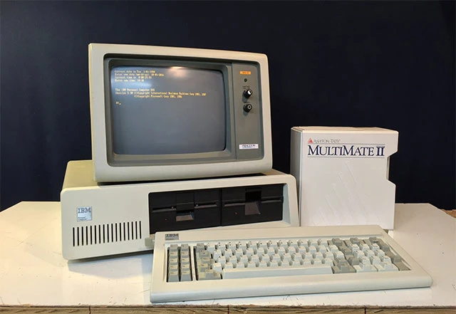 Thành công của máy tính cá nhân IBM và những yếu tố then chốt